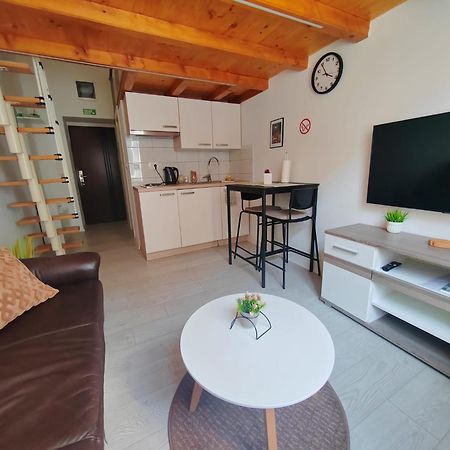 Apartment Hit ザグレブ エクステリア 写真